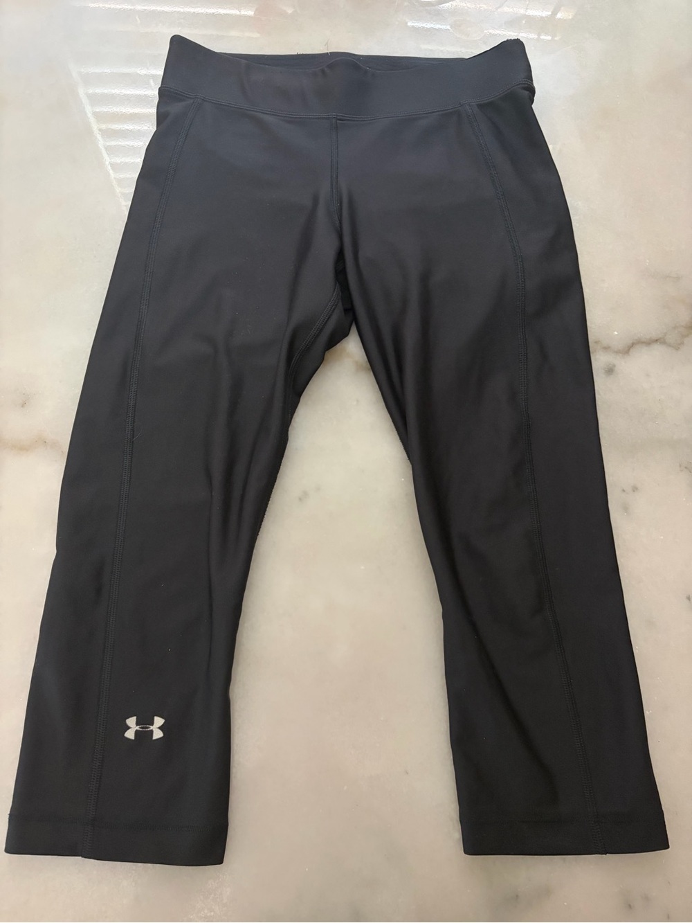 Under Armour Black Women's Athletic Capri Pants
